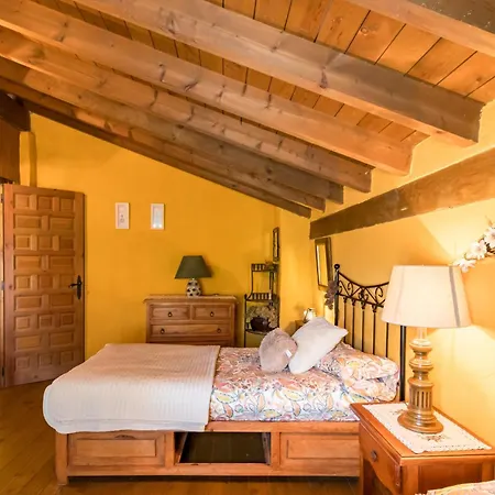 Hébergement de vacances La Casuca Del Cartero Camijanes